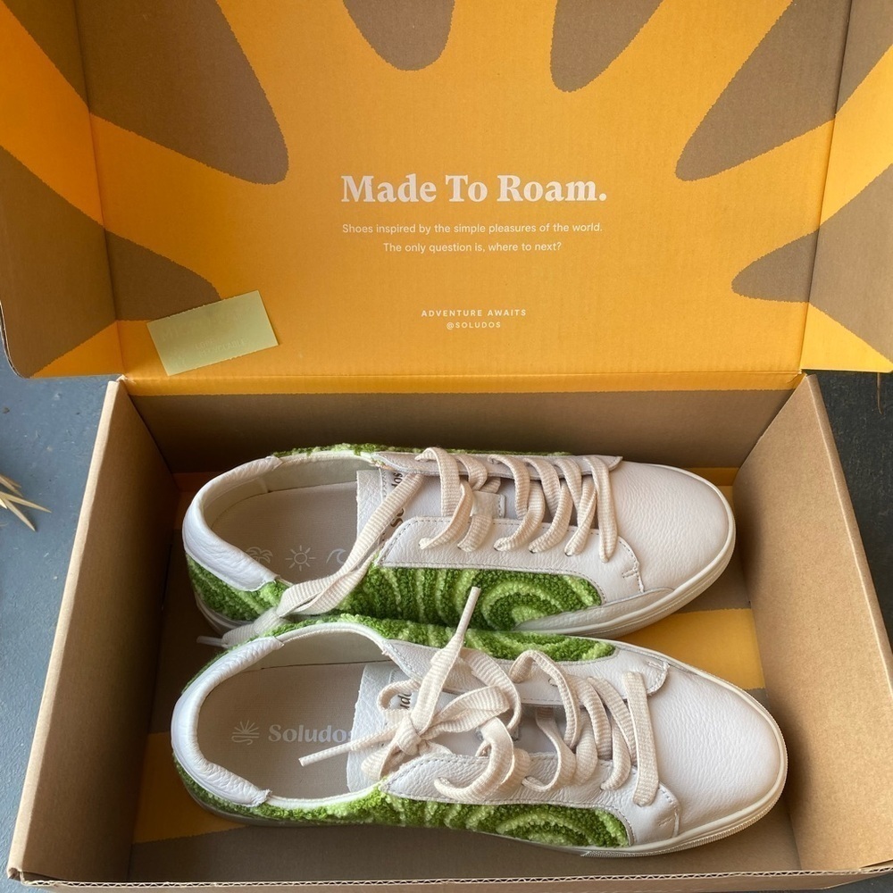 SOLUDOS NWT Ibiza Platform Psychedelic Spiral Green Sneaker in Women’s size 8.5 - Picture 6 of 12